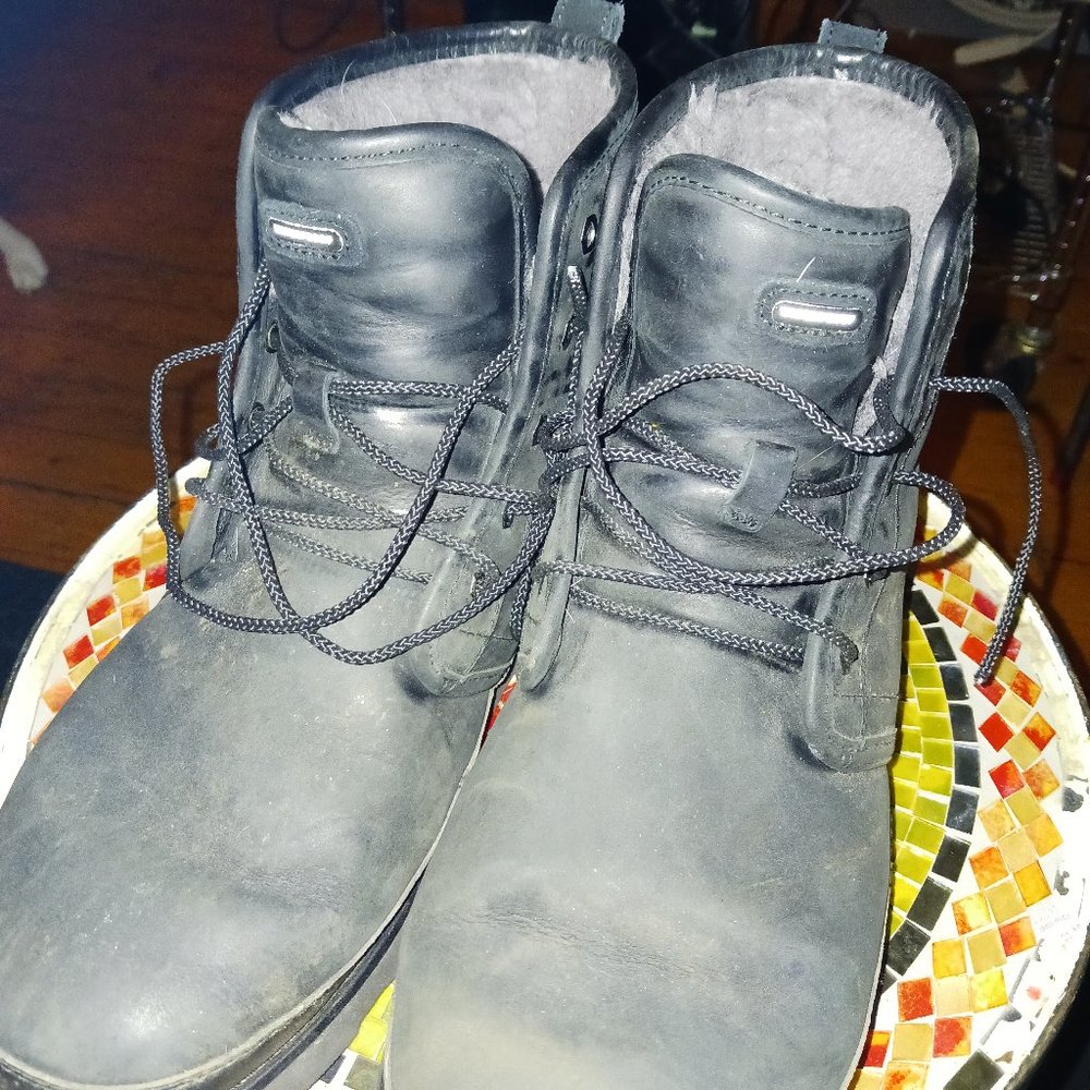 UGG Men's Harkley Waterproof Black Boots 7/10